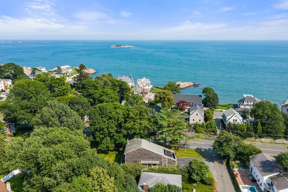 1 Briar Ln, Marblehead, MA 01945 - photo 1