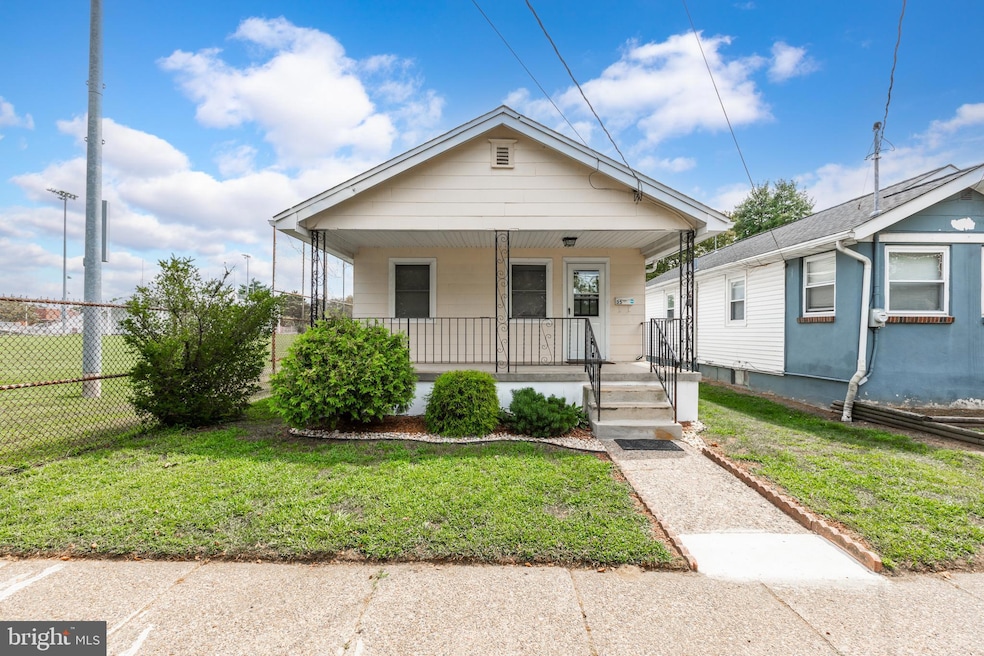 35 Front St, Palmyra, NJ 08065 - photo 1