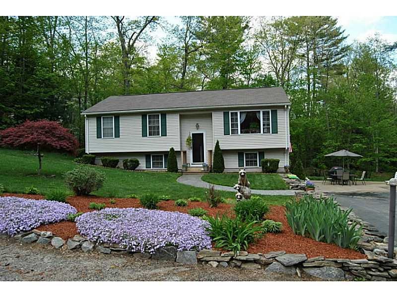 48 Narragansett Ave, Chepachet, RI 02814 - photo 1