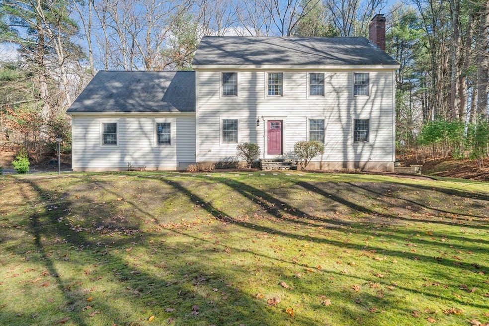 107 Henry St, Uxbridge, MA 01569 - photo 1