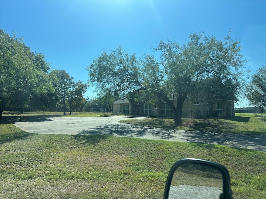 For Rent $1,200/month