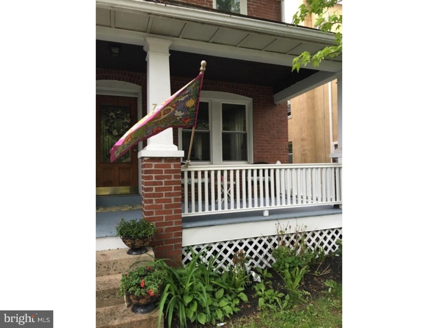 702 W 3rd St, Lansdale, PA 19446 - photo 1