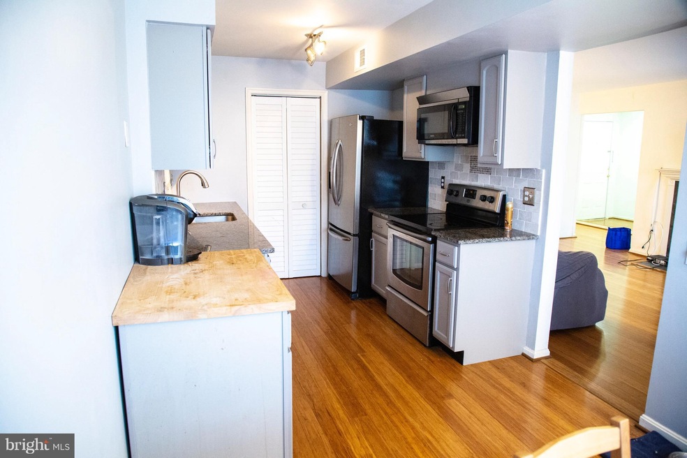 20249 Shipley Terrace unit 5-C-202, Germantown, MD 20874 - photo 1
