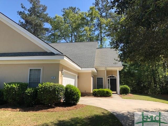 3Bedroom 2Bath Townhome with lovely landscaping