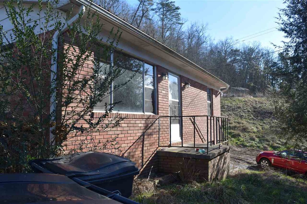 1205 Lakeway Rd, Morristown, TN 37814 - photo 1