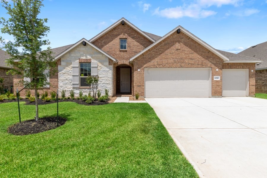 12518 Beddington Ct, Tomball, TX 77375 - photo 1