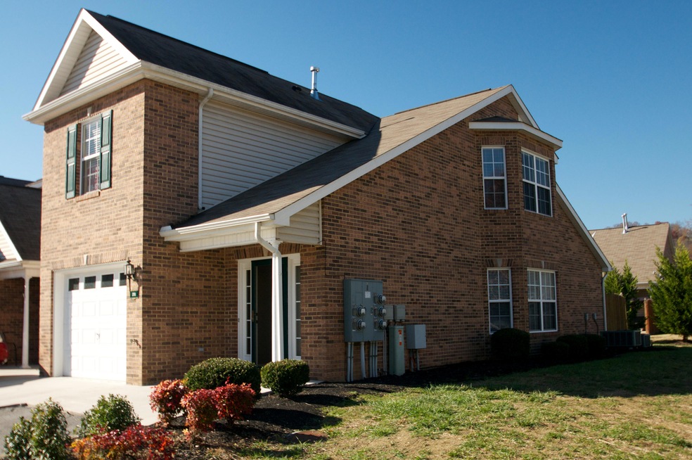 3701 Eliza Pointe Way 002