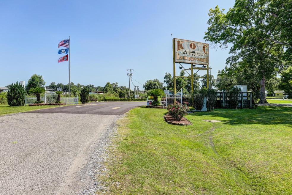 3104 Curtis Ln-17