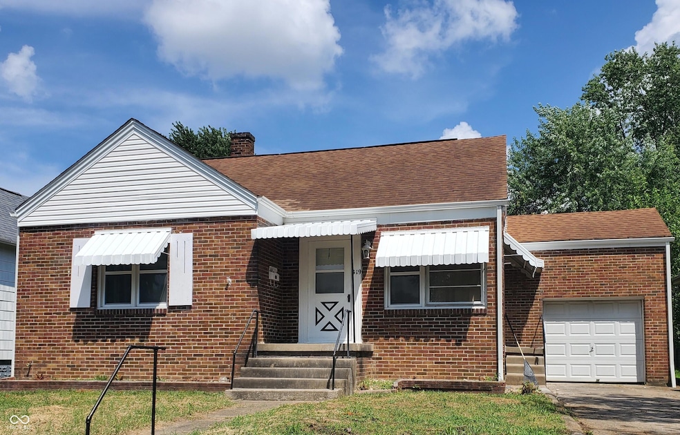 819 S Lynn St, Seymour, IN 47274 - photo 1