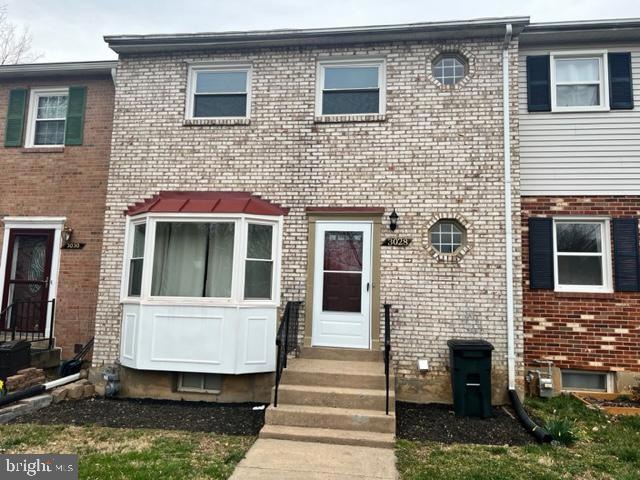 3028 Winter Pine Ct, Fairfax, VA 22031 - photo 1