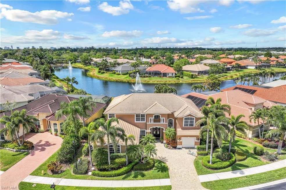 Beautiful lakefront home