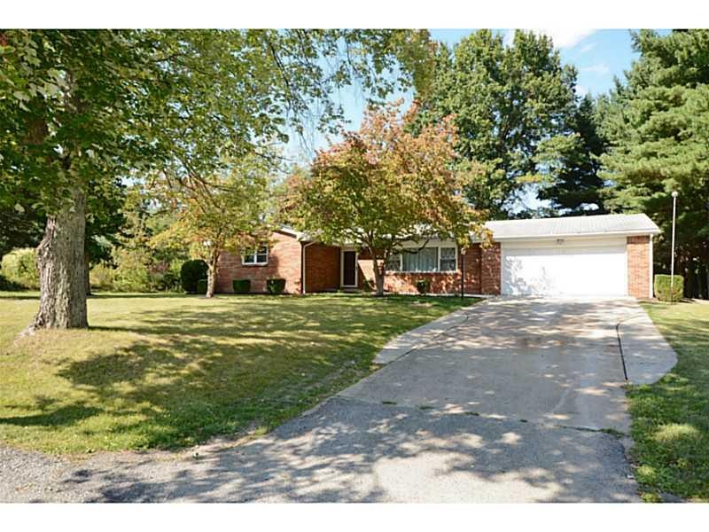 Exterior Front. Large drive way can accommodate a 