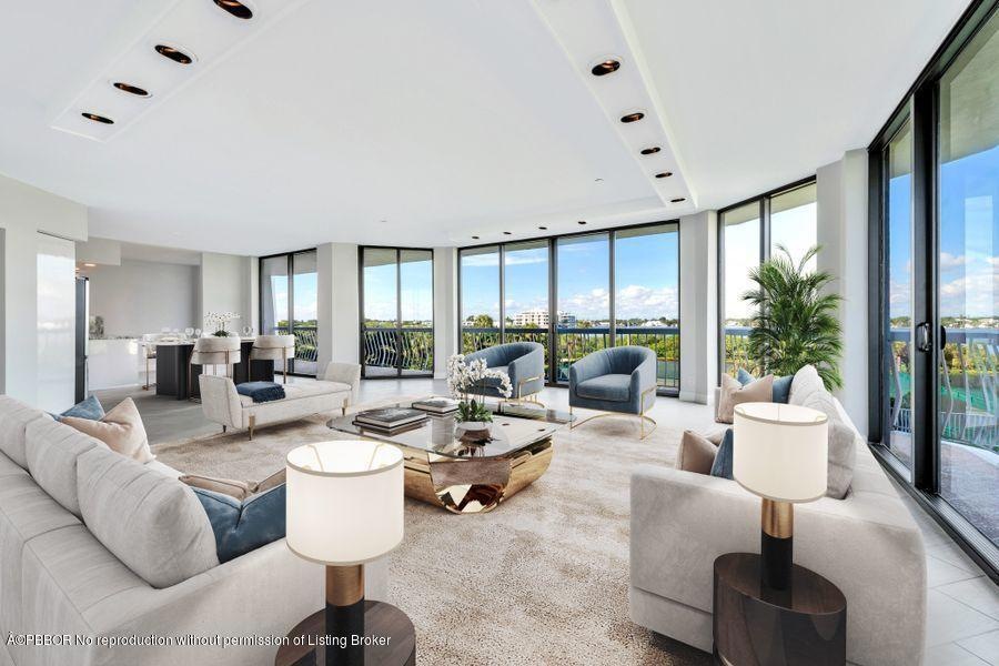 Living Area/Furnished