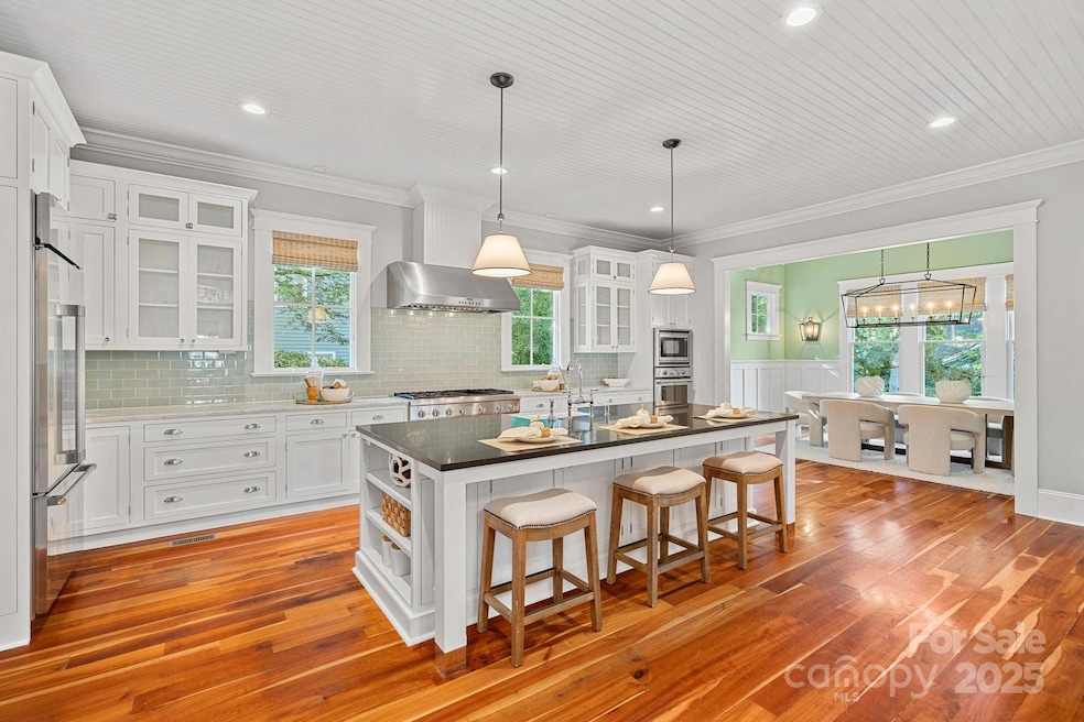 Under Contract $2,475,000