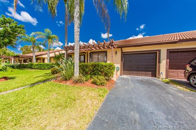 7248 Solandra Ln unit 106, Tamarac, FL 33321 - photo 1