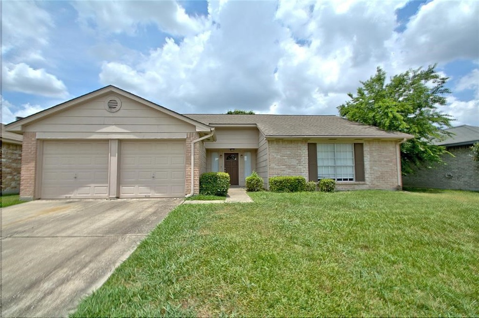 16738 Silver Sky Ln, Houston, TX 77095 - photo 1
