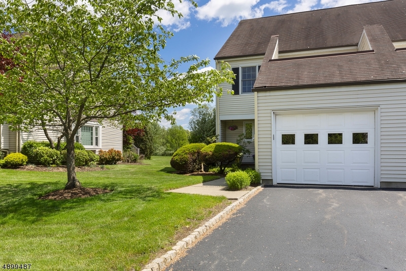 55 Galway Dr, Mendham, NJ 07945 - photo 1