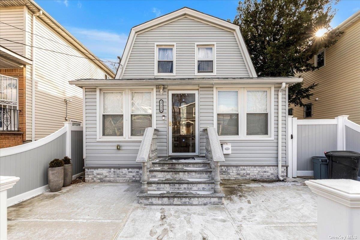 172-26 125th Ave, Jamaica, NY 11434 - photo 1