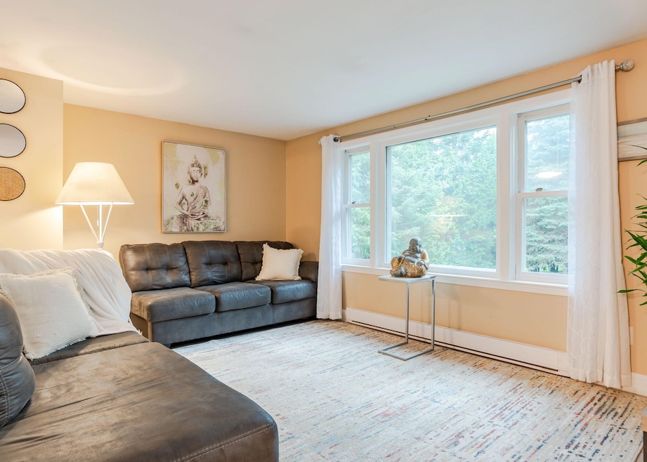 12ShadageeRd-Saco-03