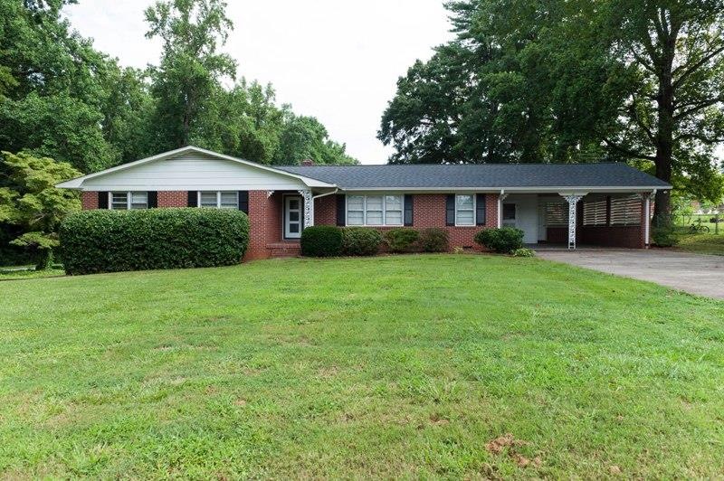 12 Dallas St, Inman, SC 29349 - photo 1