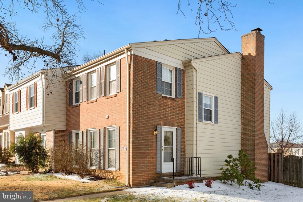 2944 Cashel Ln, Vienna, VA 22181 - photo 1