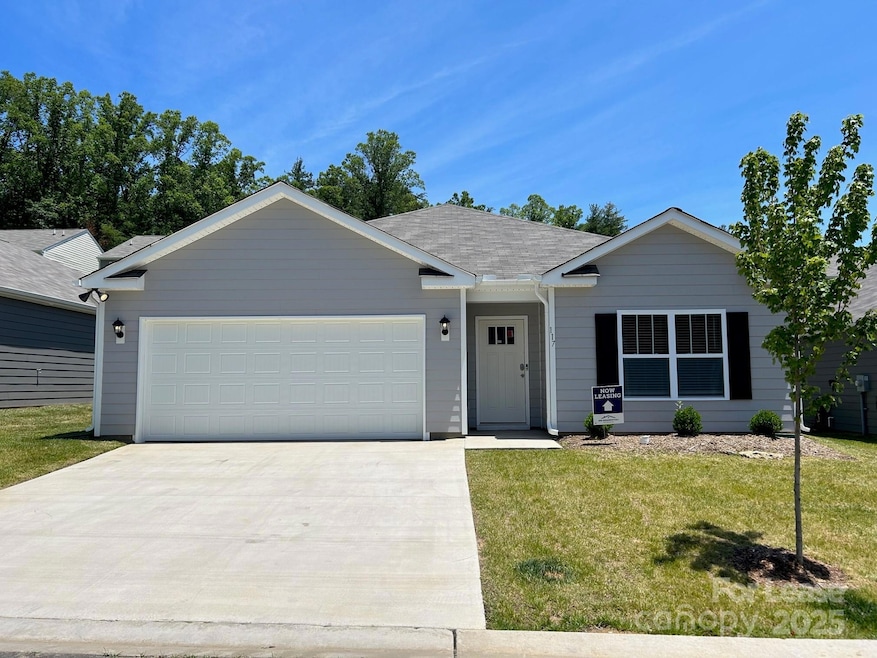 2 Reeds Creek Rd unit Cali, Fairview, NC 28730 - photo 1