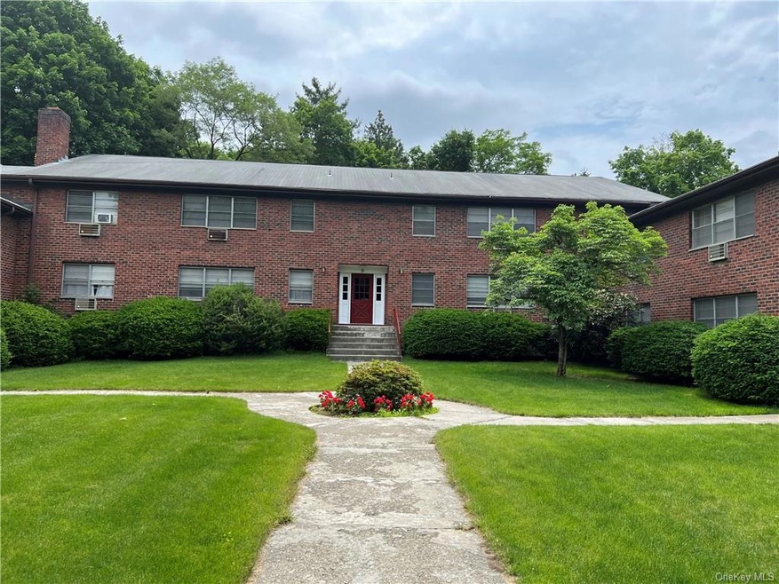 65 Curie Rd unit B5, Cornwall On Hudson, NY 12520 - photo 1