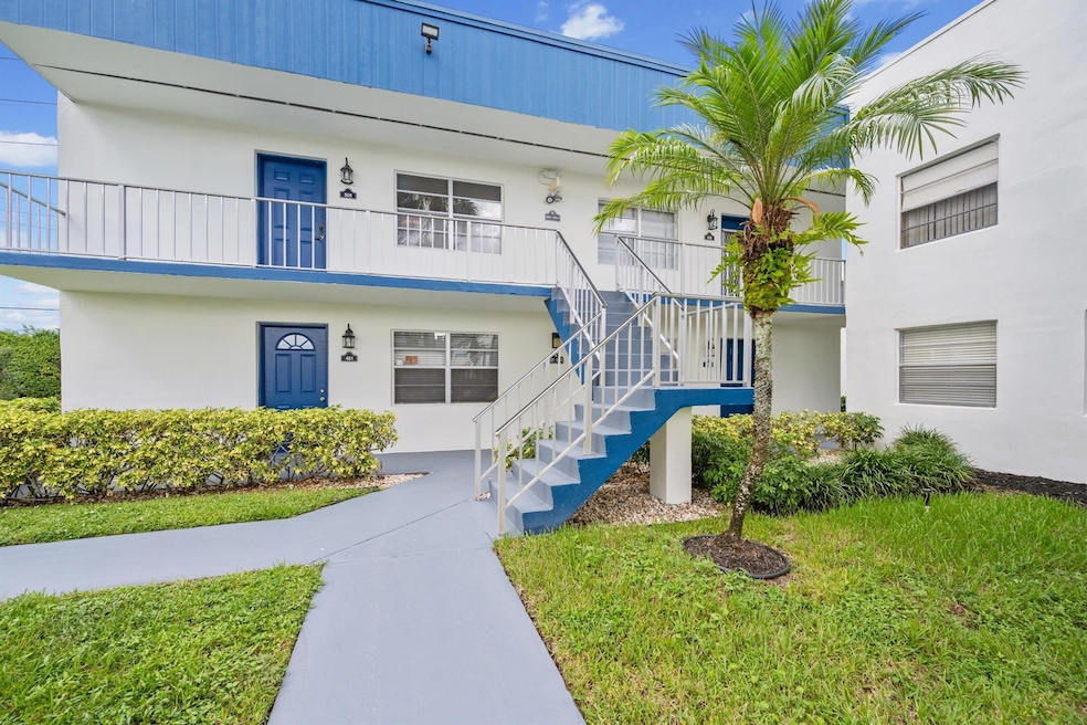 507 Normandy K unit 5070, Delray Beach, FL 33484 - photo 1