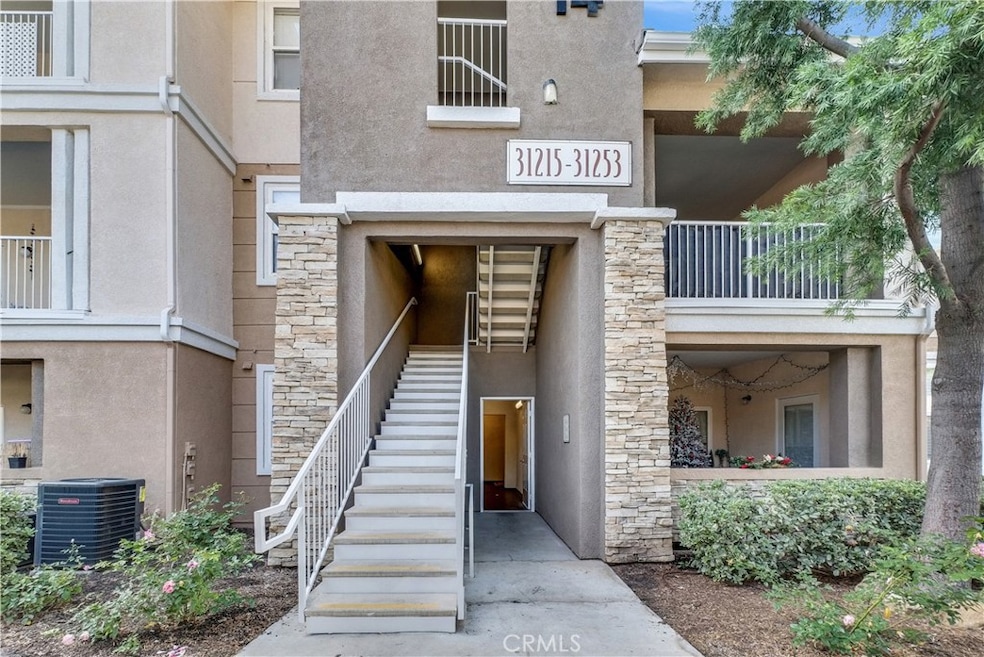 31231 Taylor Ln, Temecula, CA 92592 - photo 1