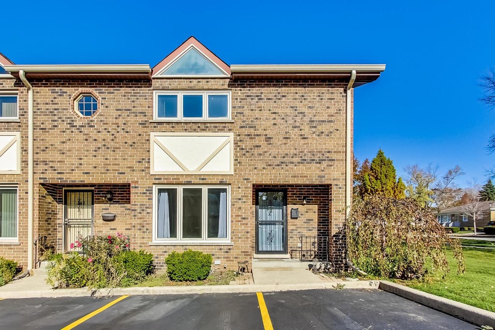 216 N West Ave unit 1, Elmhurst, IL 60126 - photo 1