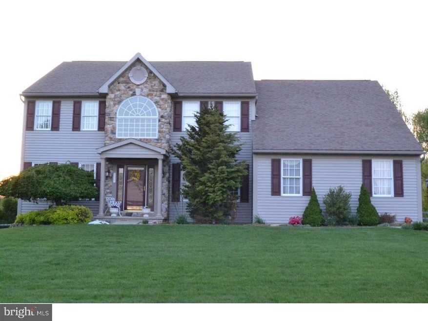 105 Highland Ct, Douglassville, PA 19518 - photo 1