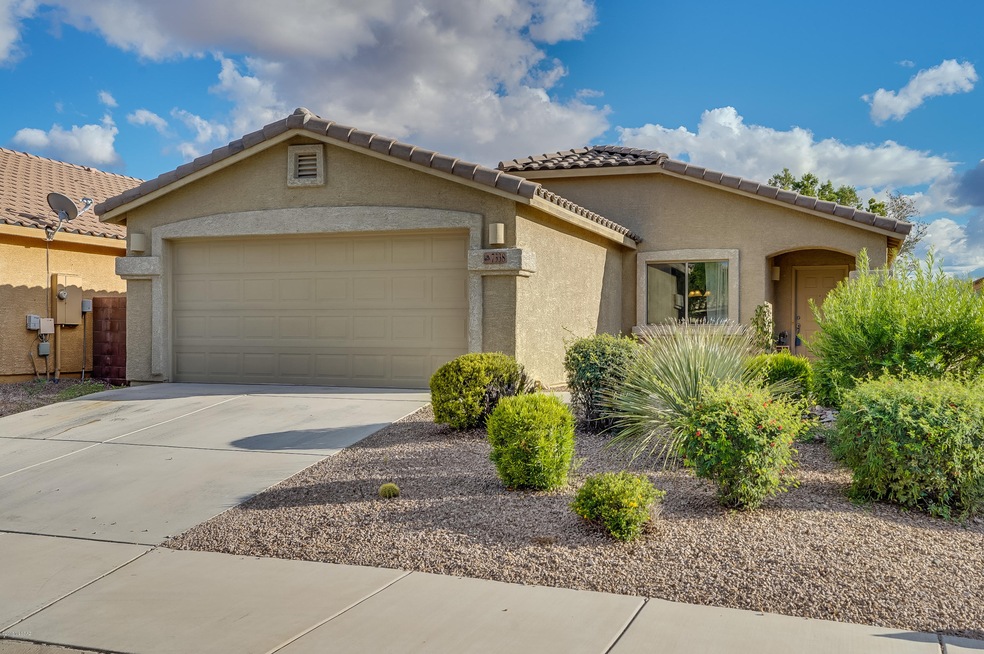 East Weeping Willow Drive_3