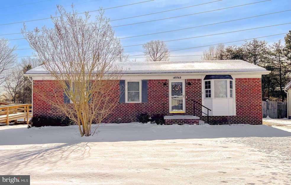 45763 Sayre Dr, Great Mills, MD 20634 - photo 1