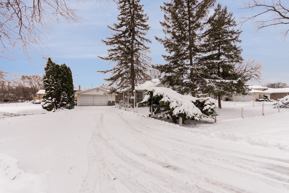 unlisted-address, Palos Hills, IL 60465 - photo 1