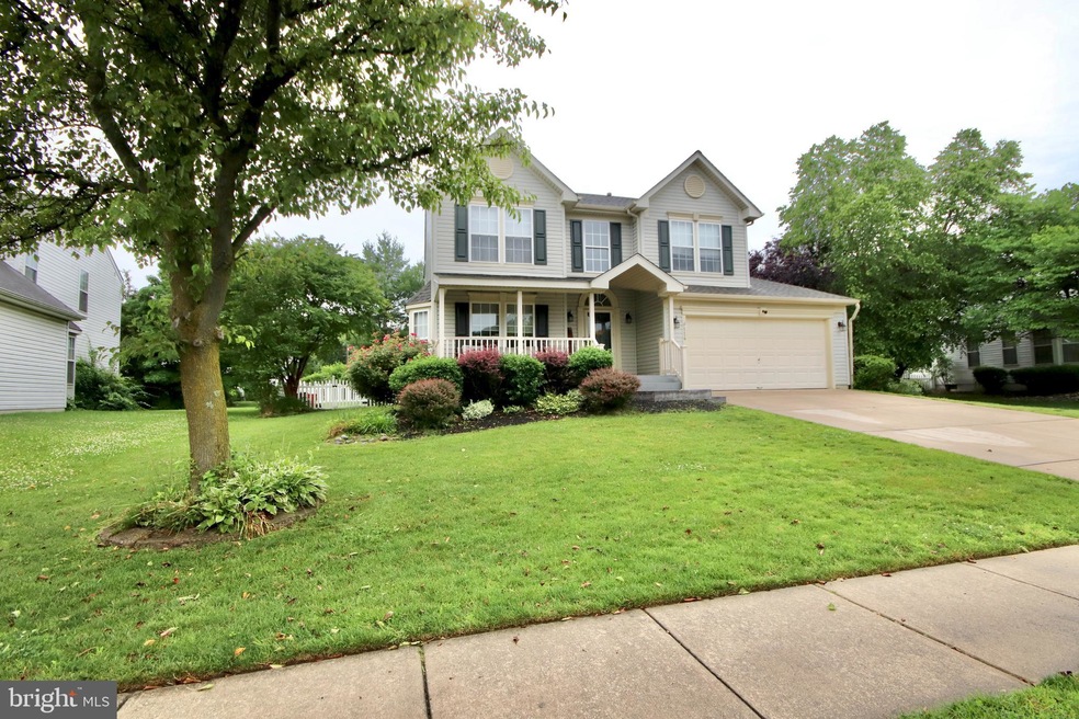 114 Lantern Way, Woodbury, NJ 08096 - photo 1