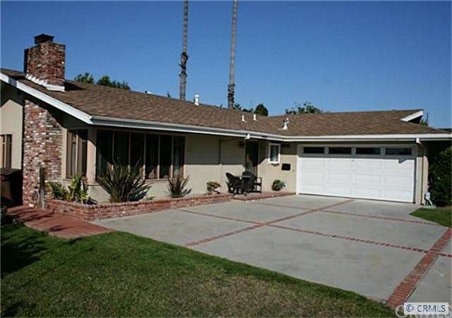 Single Level Home.