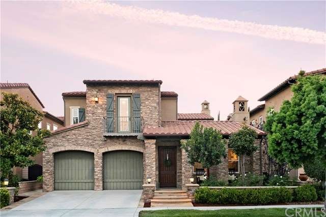 Welcome home to 27 Breezes situated in quiet cul-de-sac