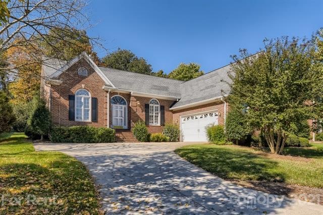 1009 Argyle Place, Statesville, NC 28677 - photo 1