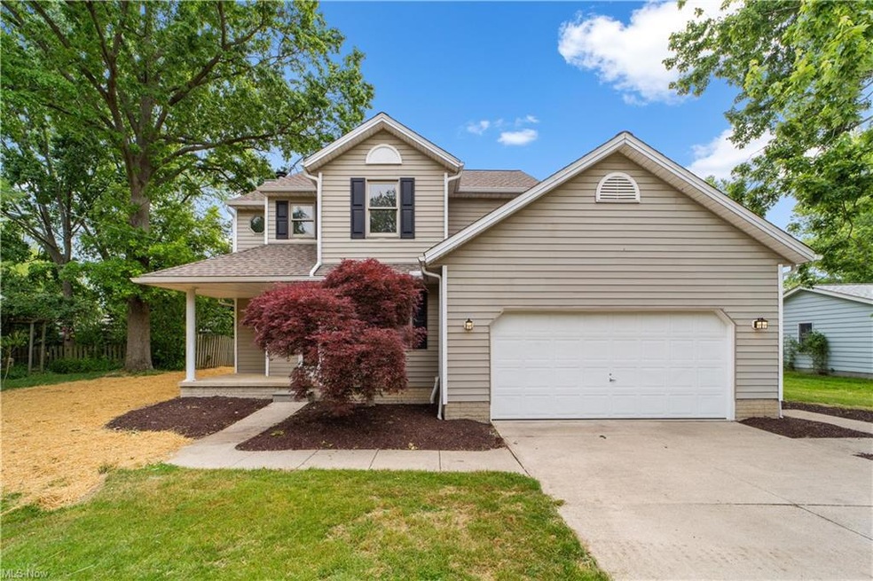 341 Buckeye Dr, Sheffield Lake, OH 44054 - photo 1