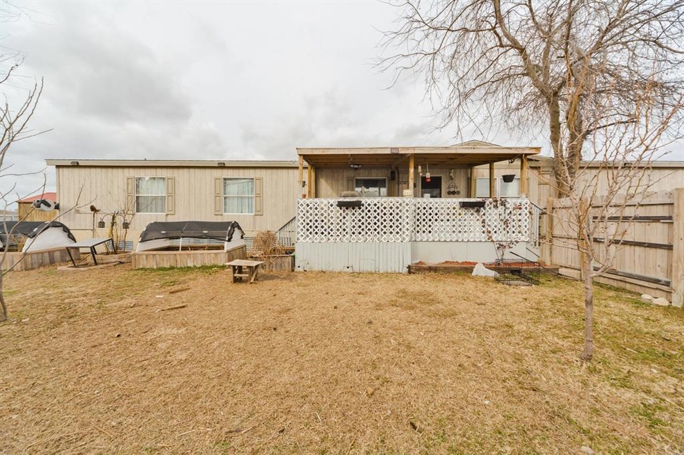 182 Private Road 4440, Rhome, TX 76078 - photo 1