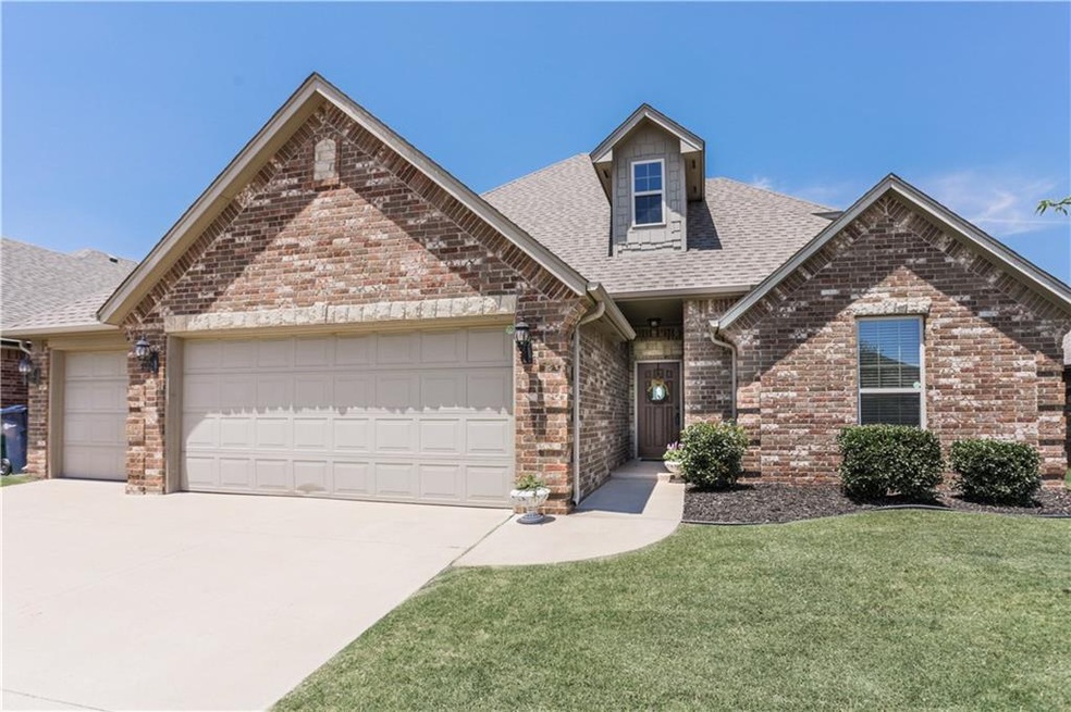 2429 NW 174th St, Edmond, OK 73012 - photo 1