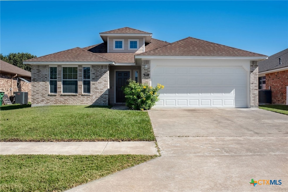 318 Silverado Trail, Victoria, TX 77901 - photo 1