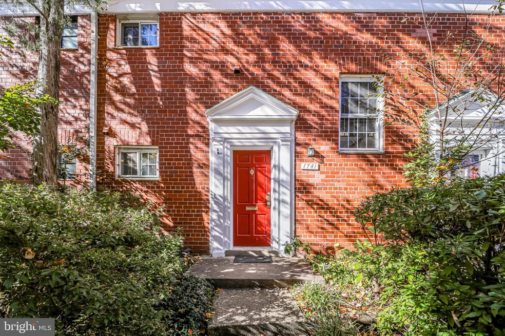 1741 Preston Rd unit 962, Alexandria, VA 22302 - photo 1