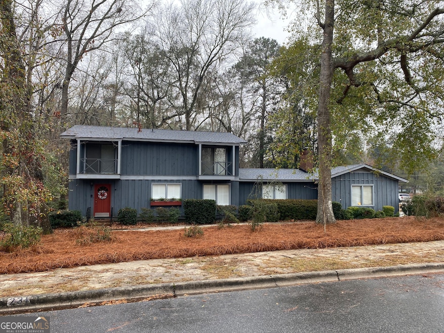 231 Waverly Dr, Dublin, GA 31021 - photo 1