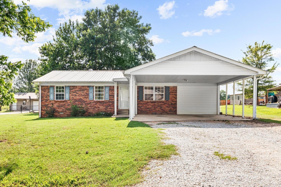 2100 Spring Lake Rd, Paragould, AR 72450 - photo 1