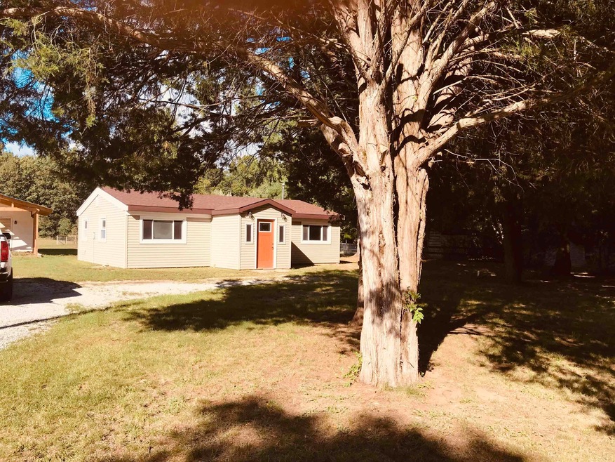 11560 E 400 N, Grovertown, IN 46531 - photo 1