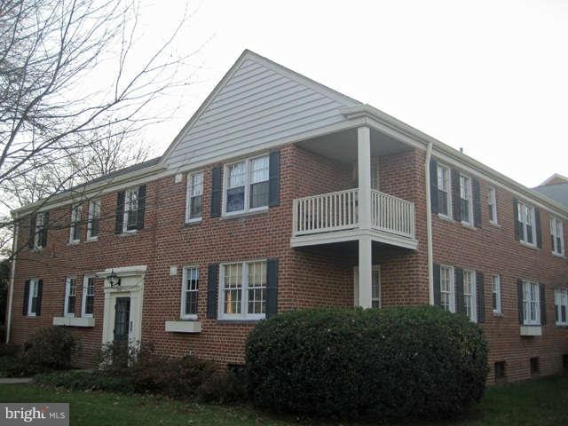 6622 Potomac Ave unit B2, Alexandria, VA 22307 - photo 1