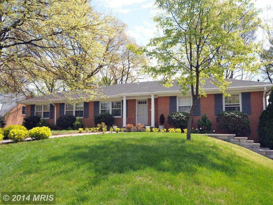 7305 Burtonwood Dr, Alexandria, VA 22307 - photo 1