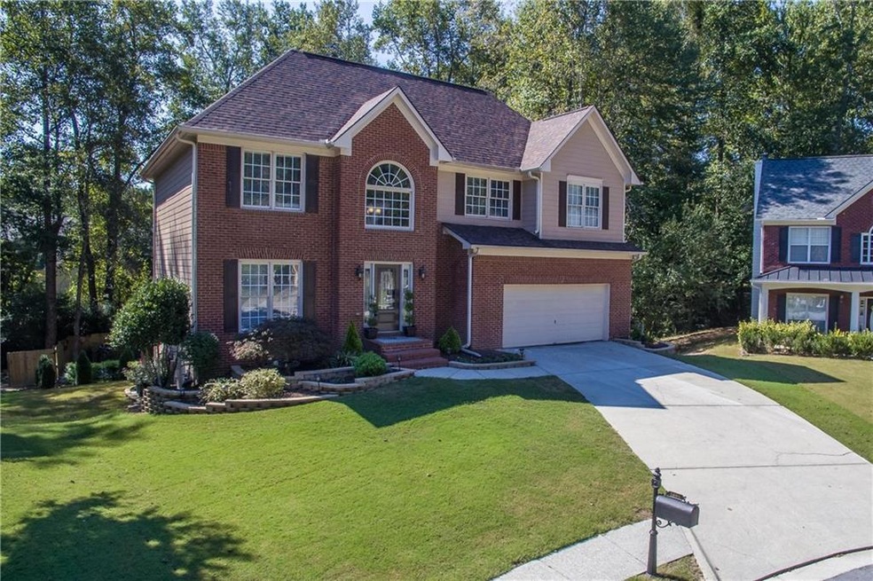 Beautiful 2 Story Traditional 4BR 2.5 Bath Lawrenc