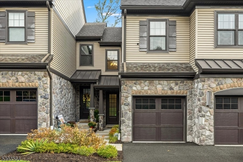 205 Mariners Pointe, Hopatcong Boro, NJ 07843 - photo 1